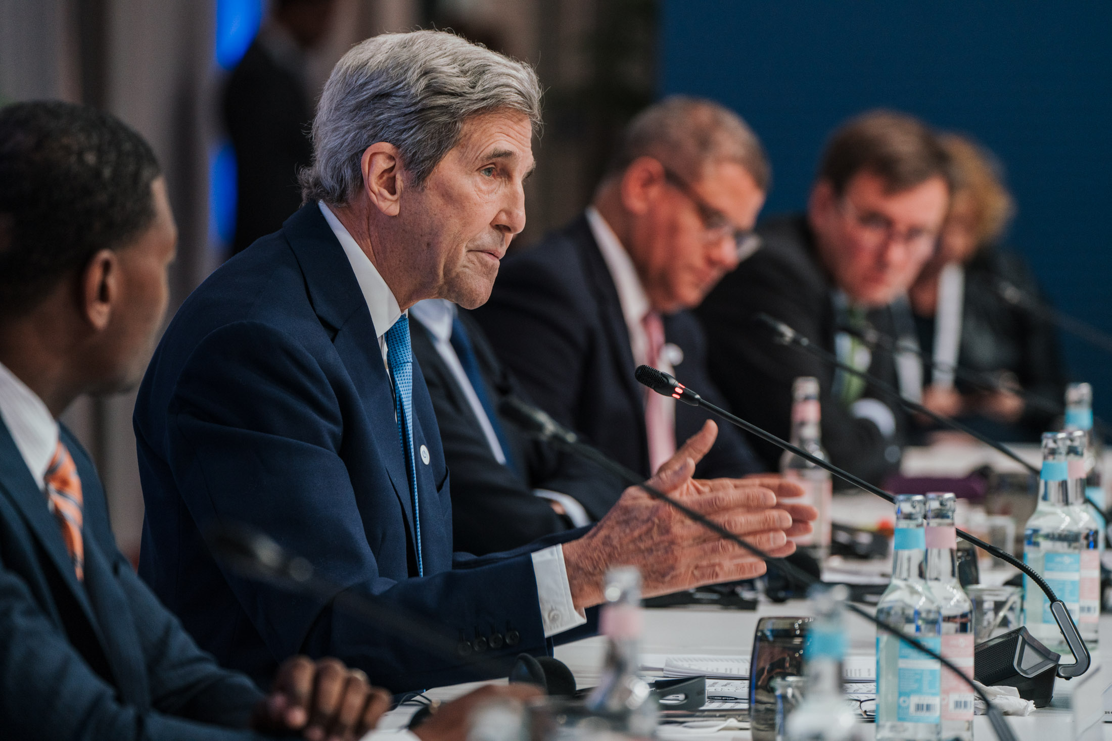 John Kerry bei einer Konferenz im Gasometer